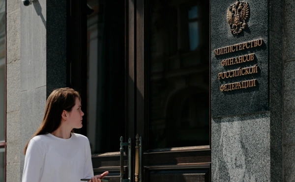 Se permite a la agencia que analiza el petróleo ruso, Argus, permanecer en Rusia