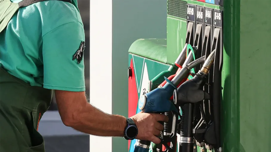 Gasolina se queda en el país: ¿puede la prohibición de exportación reducir los precios?